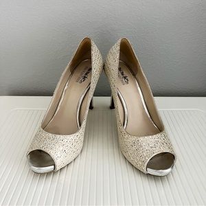 Coach And Four Quillan Heels Champion Gold Color High Heels Open Toe Dress Shoes